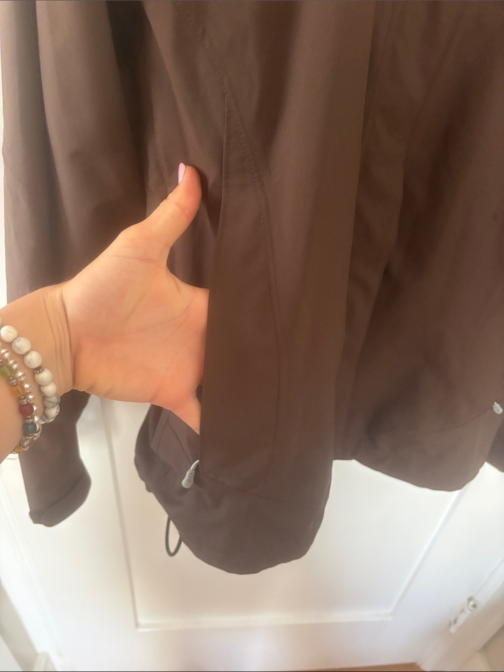 Patagonia Brown women’s Waterproof Hooded Jacket - Picture 4 of 7